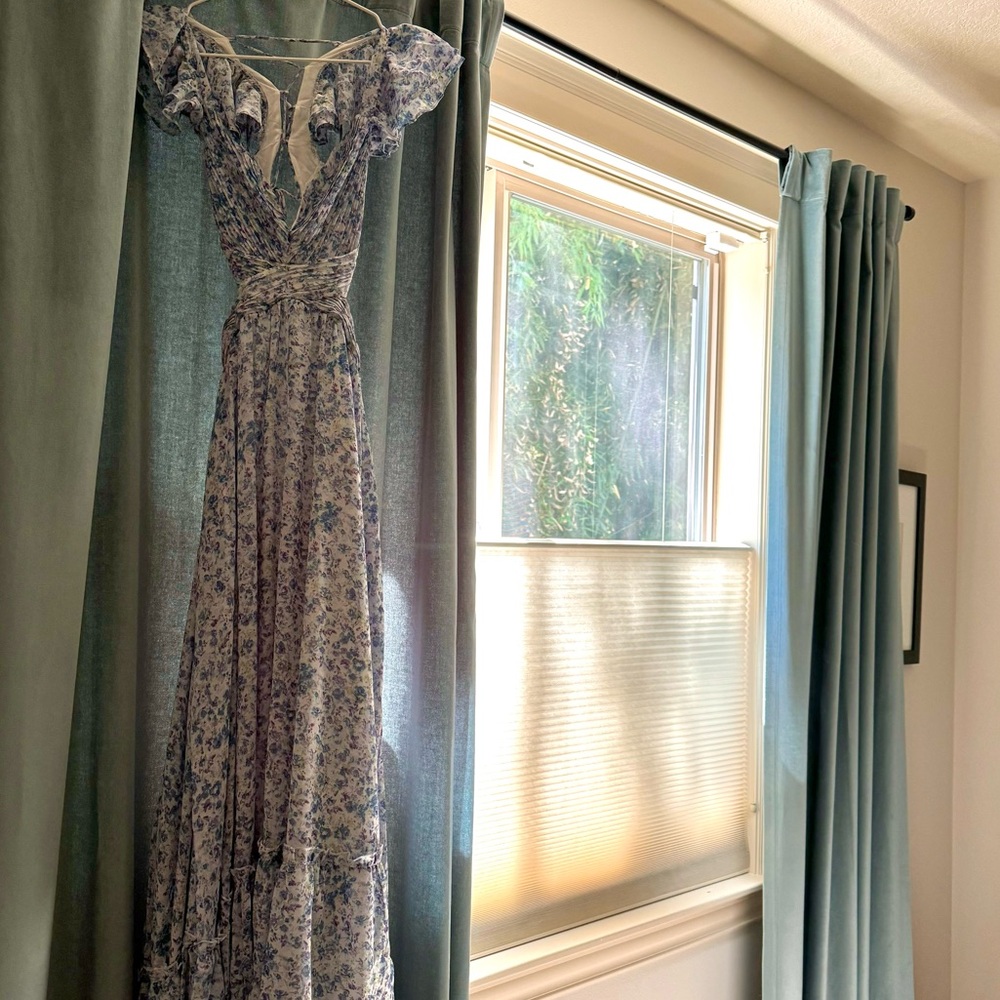 ASTR the label primrose floral strappy back maxi dress